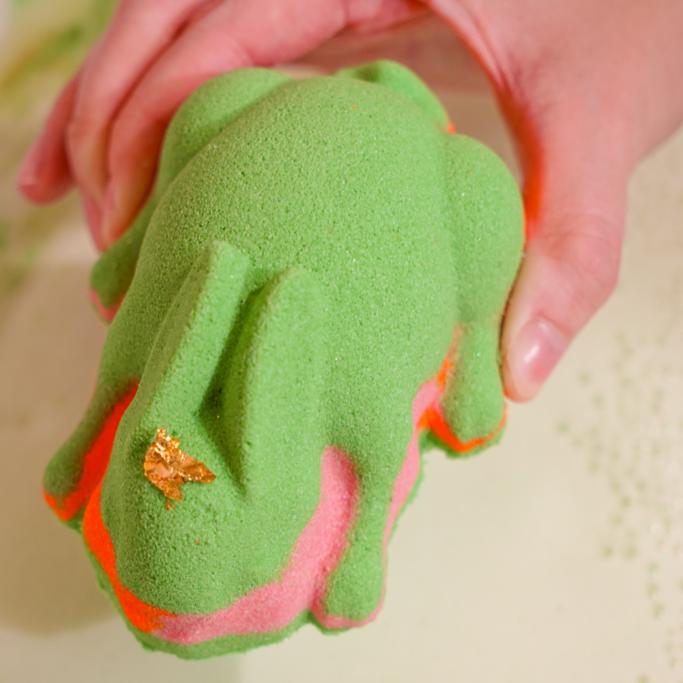 Jade The Bunny Bath Bomb