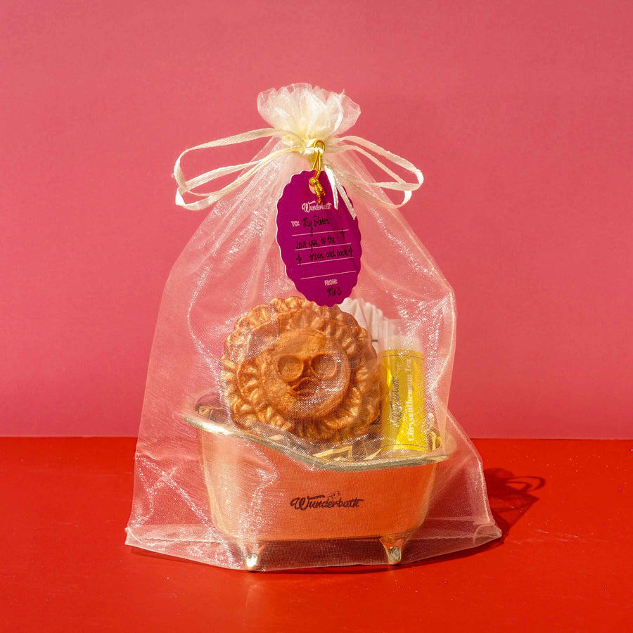 Chrysanthemoon Mini Bathtub Gift Set