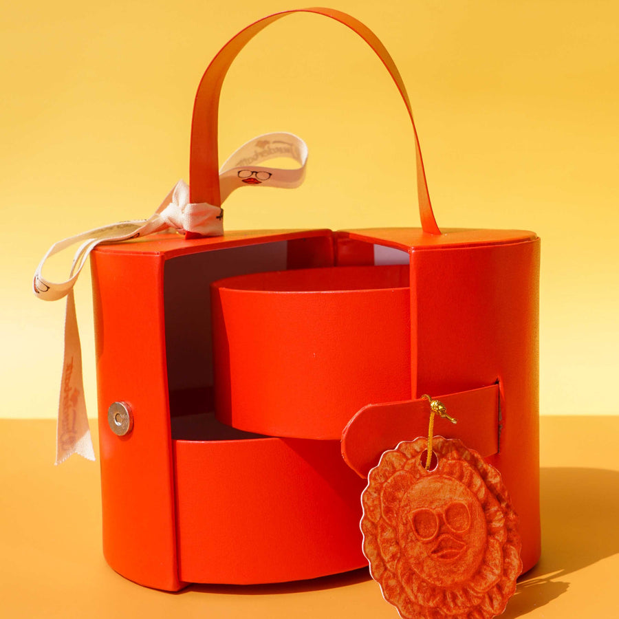 To The Moon and Bag